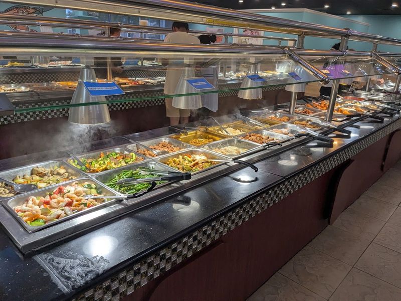 The Buffet Spread That Genuinely Defies Expectations The Buffet Spread That Genuinely Defies Expectations
