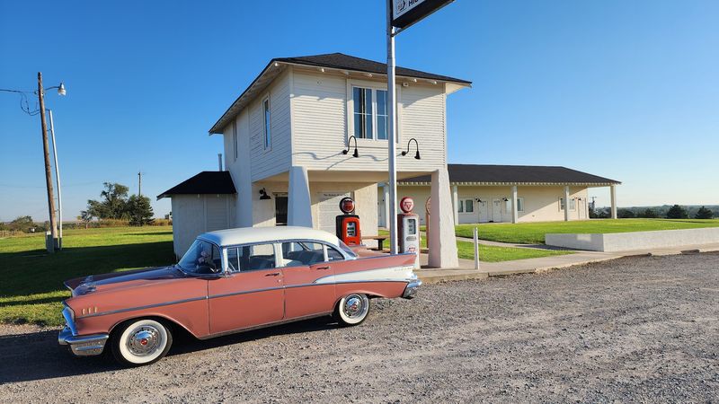 The Building That Stops You Mid-Drive