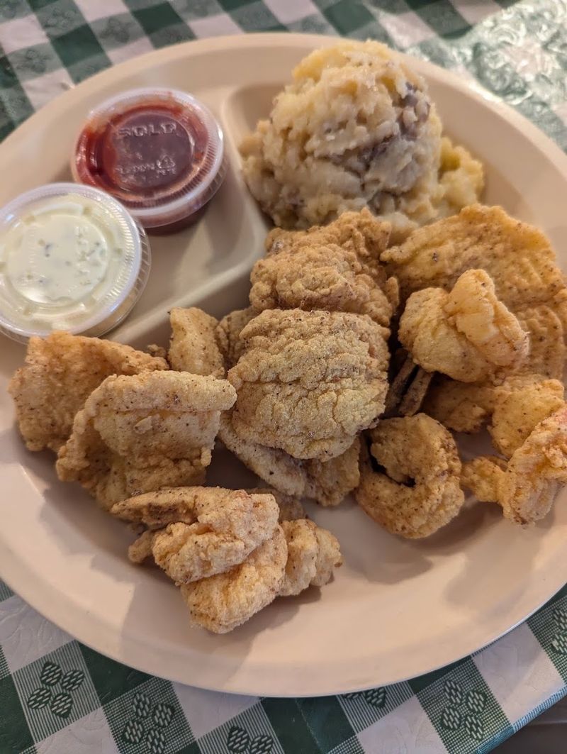 The Catfish Legacy, A Fried Fish Experience Worth the Drive The Catfish Legacy, A Fried Fish Experience Worth the Drive