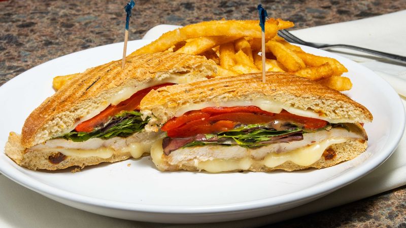 The Classic Complete Breakfast That Covers All the Bases The Classic Complete Breakfast That Covers All the Bases