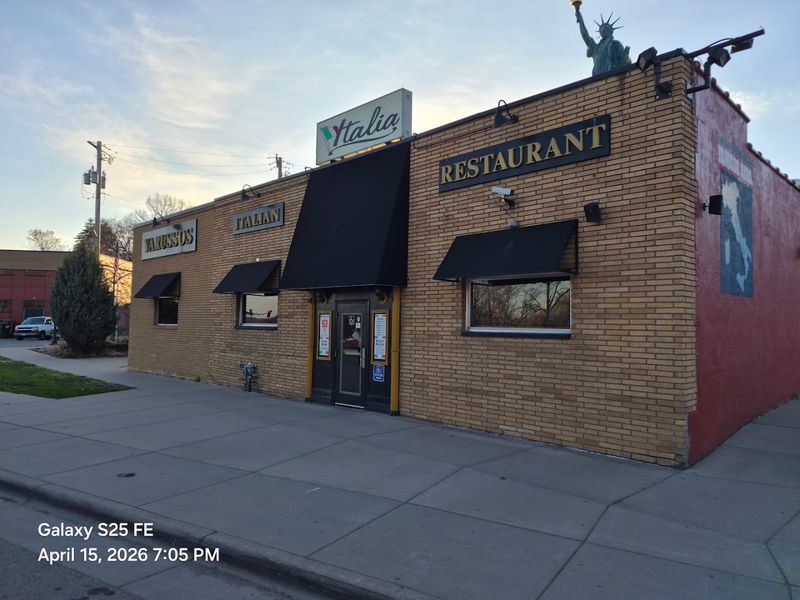 The East Side Neighborhood That Shaped It All The East Side Neighborhood That Shaped It All