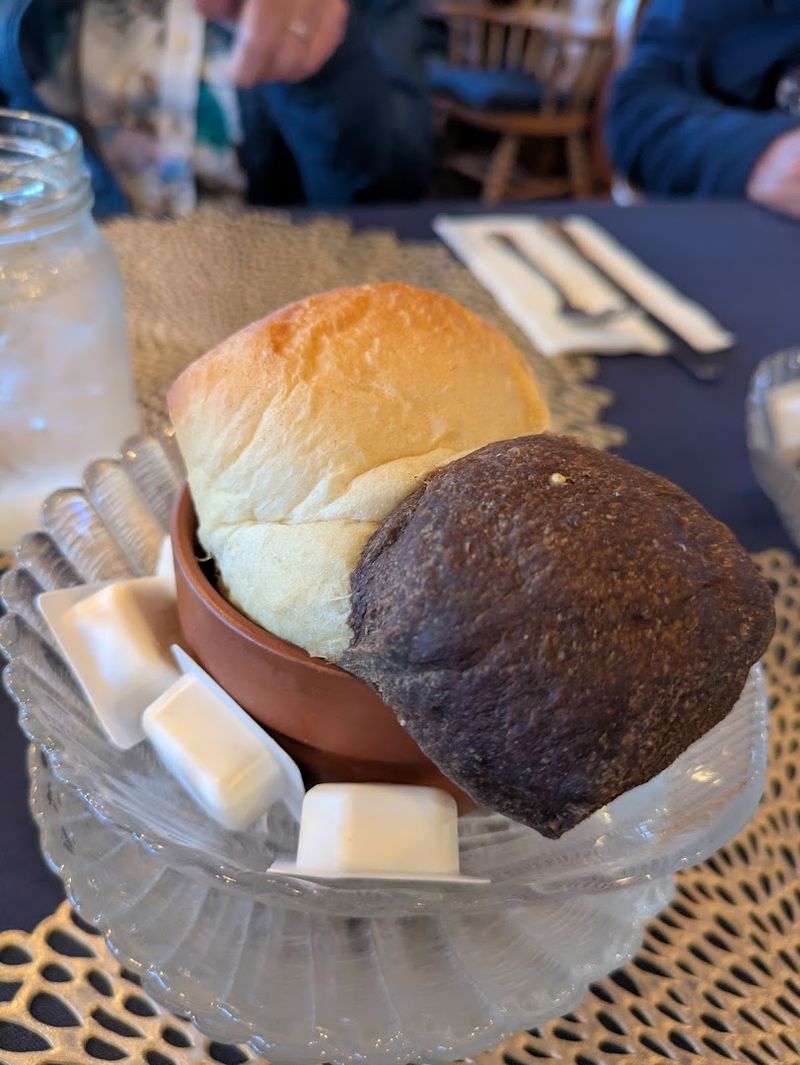 The Famous Flower Pot Bread