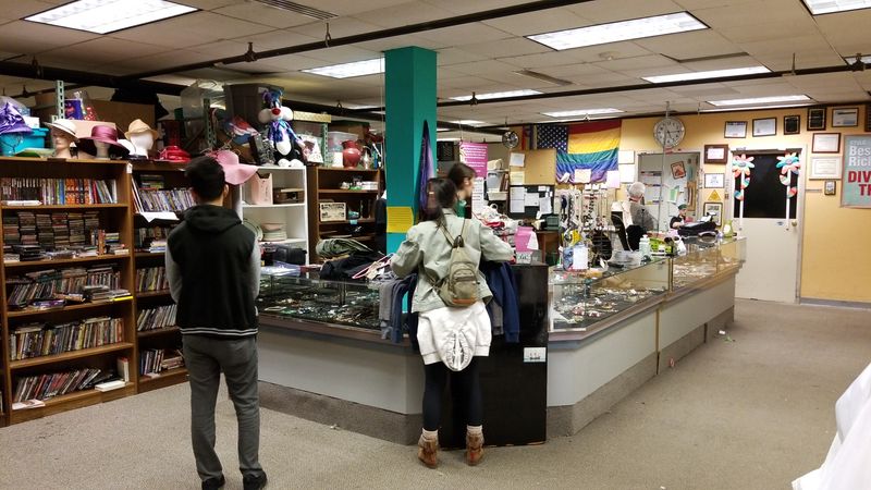 The Fashion Hunt for Fantastic Finds