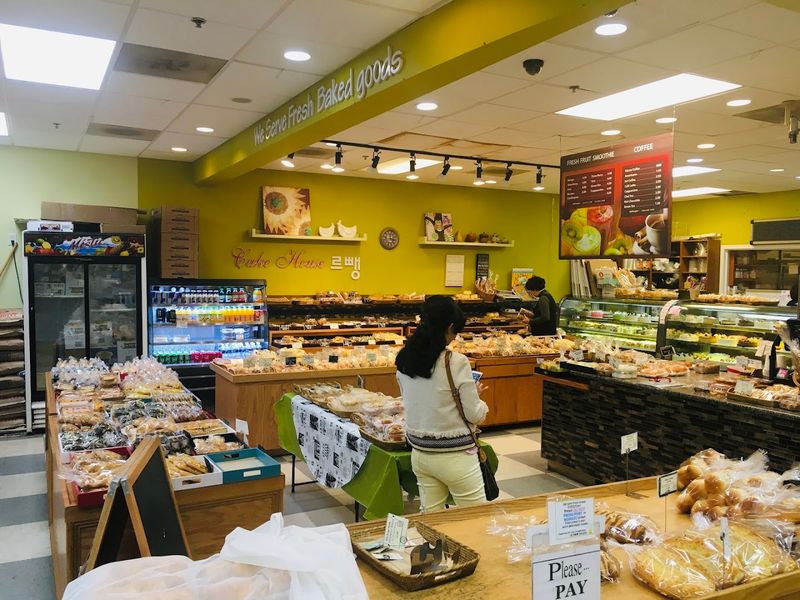 The Food Court That Deserves Its Own Fan Club The Food Court That Deserves Its Own Fan Club