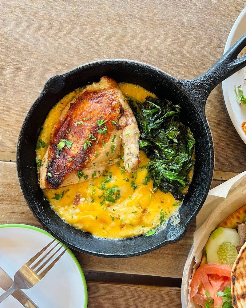 The Food Keeps the Setting Honest The Food Keeps the Setting Honest