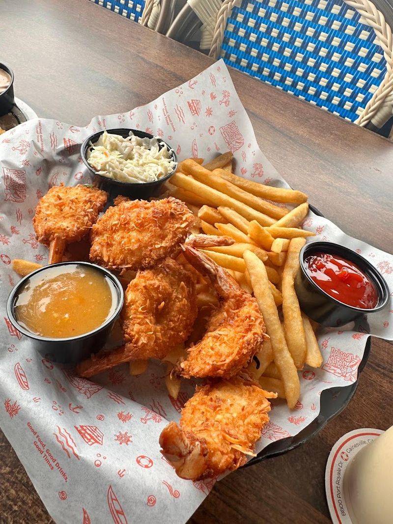 The Food That Makes the Lake Views Even Better The Food That Makes the Lake Views Even Better