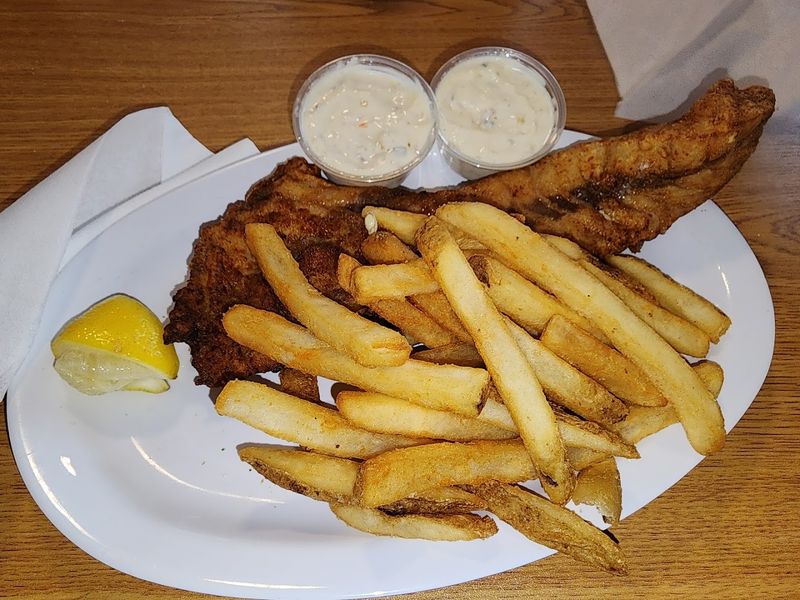The Fried Catfish That Rewrote My Seafood Priorities