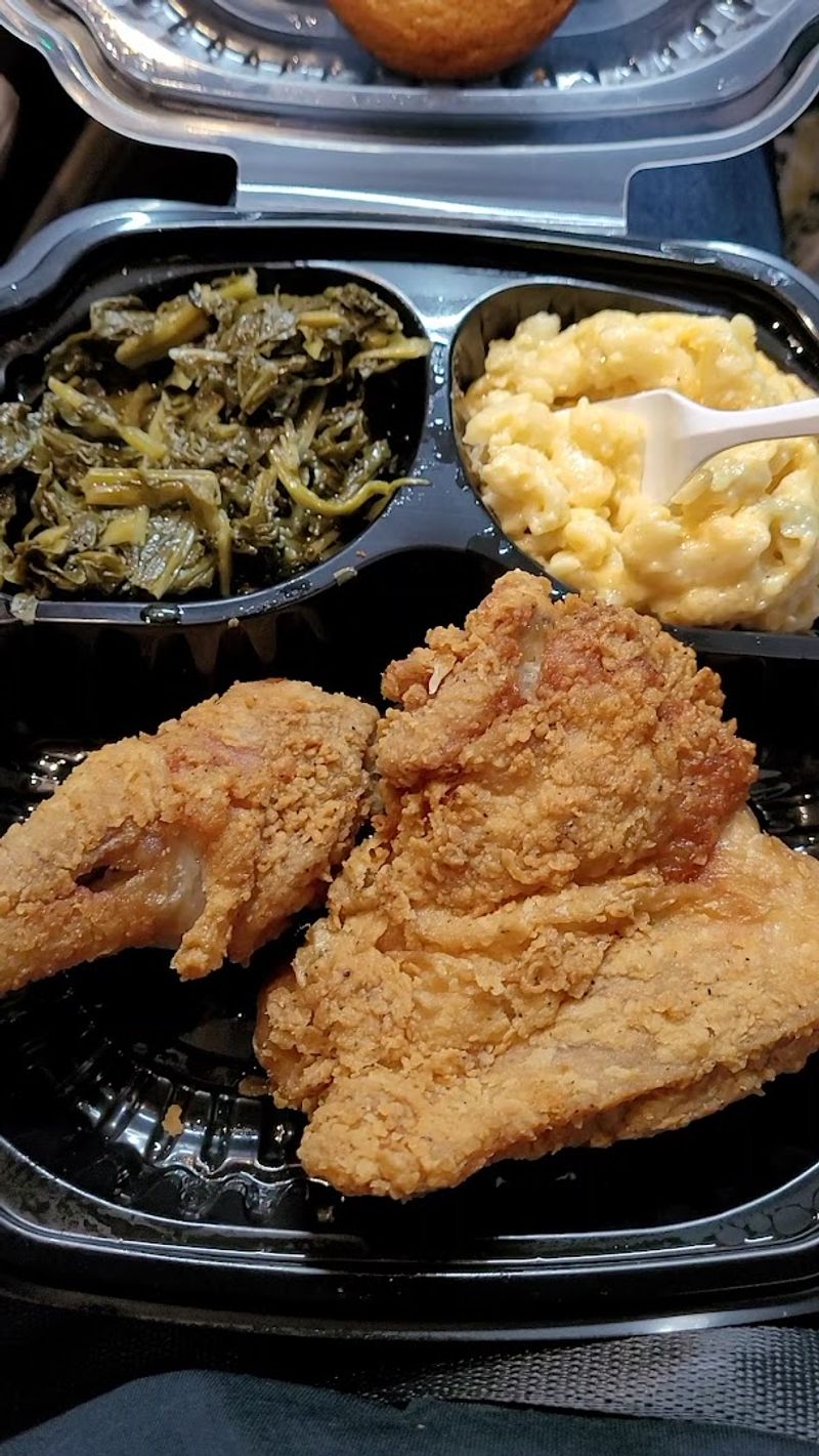 The Fried Chicken That Keeps Atlanta Talking The Fried Chicken That Keeps Atlanta Talking