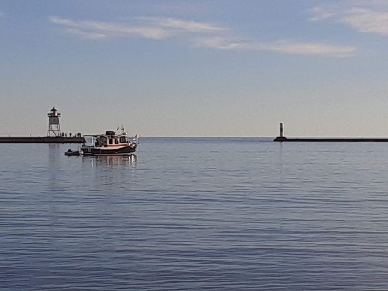 The Harbor That Makes You Stop and Stare