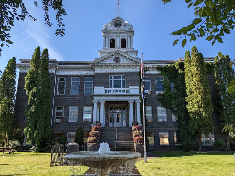 The Historic Heart of Prineville The Historic Heart of Prineville