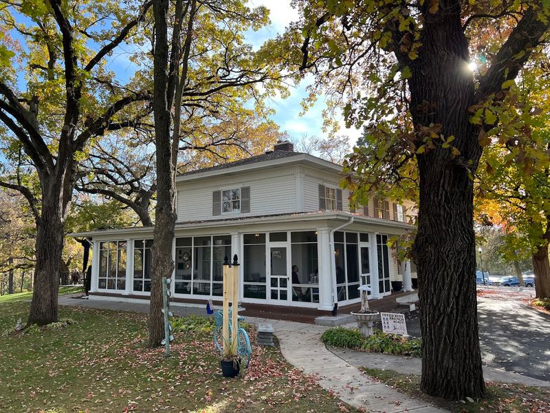 The Historic Woodbury House and Its Storybook Setting