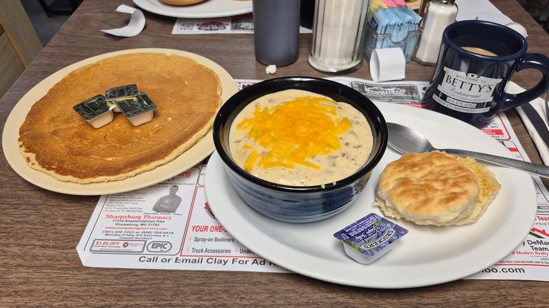 The Homemade Sausage Gravy That Locals Swear By
