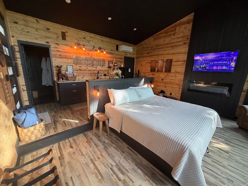 The Interiors Look Warm Without Feeling Fussy The Interiors Look Warm Without Feeling Fussy