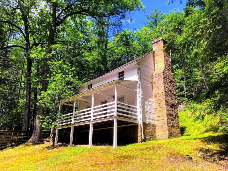 The Lee Cabin Was The Summer Home Of The Lee Cabin Was The Summer Home Of