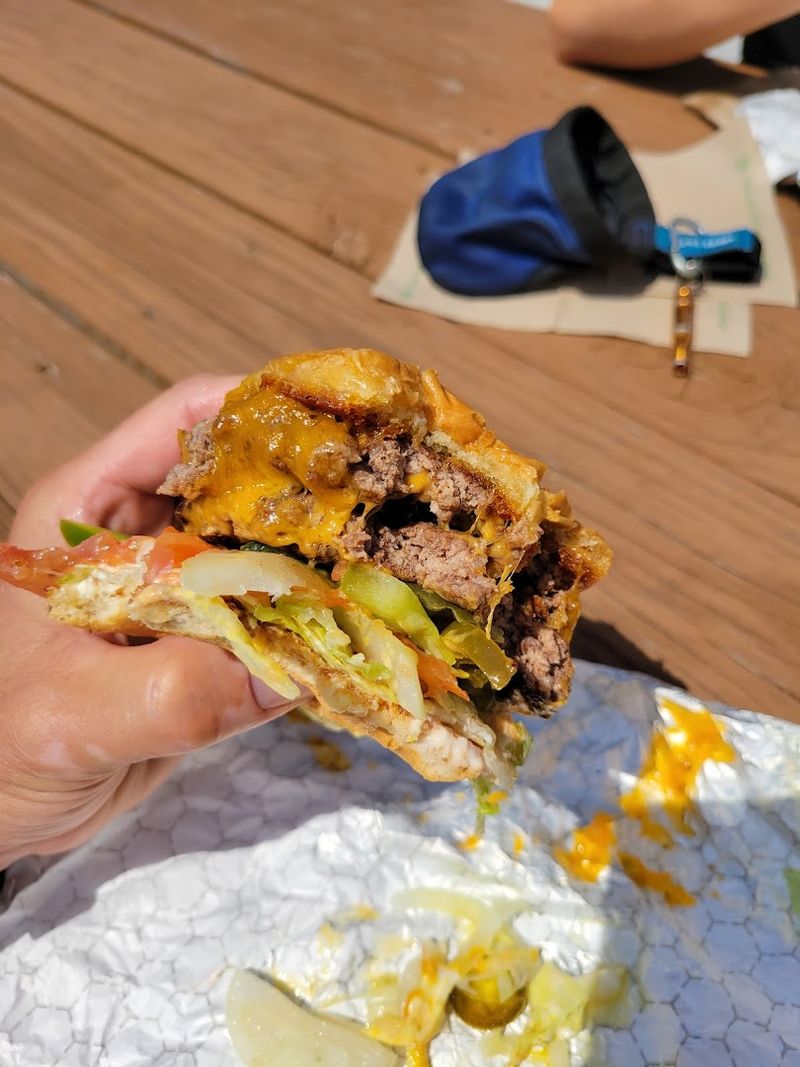 The Legendary Burgers That Started a Local Revolt Against Supermarket Meat The Legendary Burgers That Started a Local Revolt Against Supermarket Meat