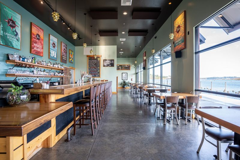 The Local Food Scene and Nearby Dining The Local Food Scene and Nearby Dining