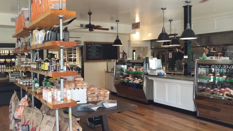 The Lunch Counter That Keeps People Coming Back The Lunch Counter That Keeps People Coming Back
