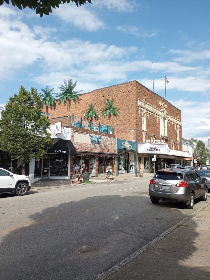The Mile of Style: What Makes Carytown Impossible to Ignore