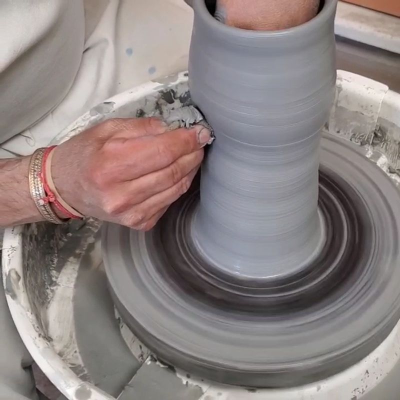 The One-Time Wheel Throwing Experience The One-Time Wheel Throwing Experience