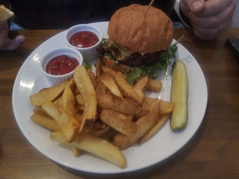 The Parkway Burger Experience