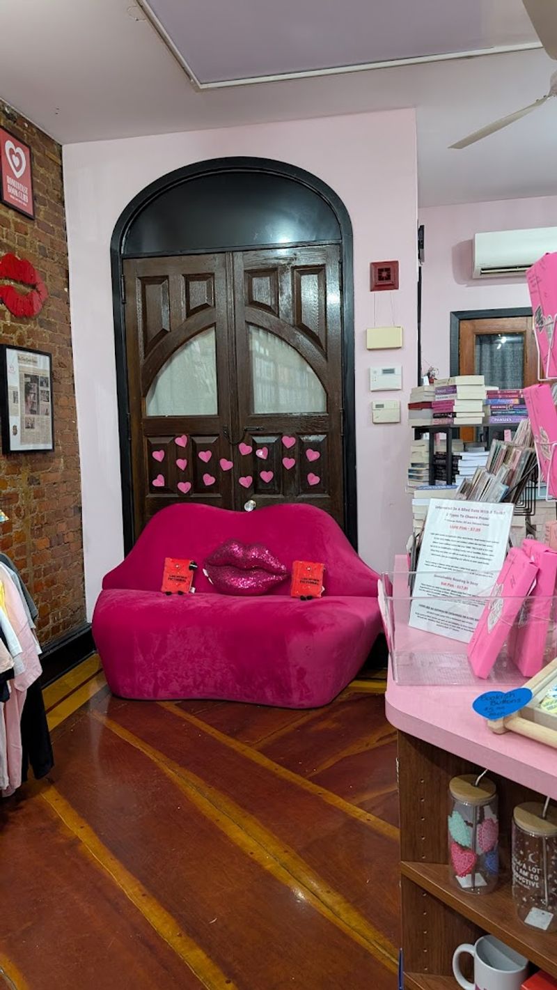 The Pink Atmosphere That Instantly Wins You Over