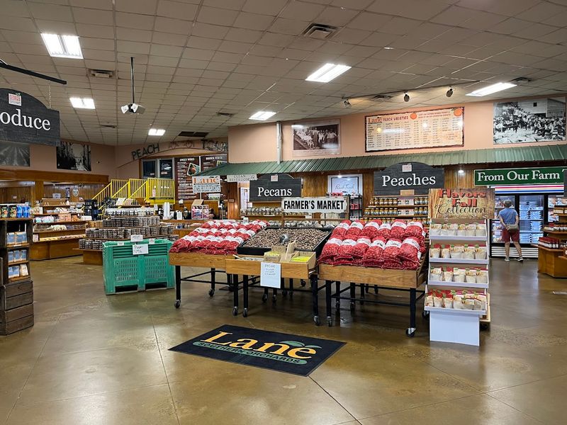 The Roadside Market and Peachtree Cafe Worth Stopping For The Roadside Market and Peachtree Cafe Worth Stopping For