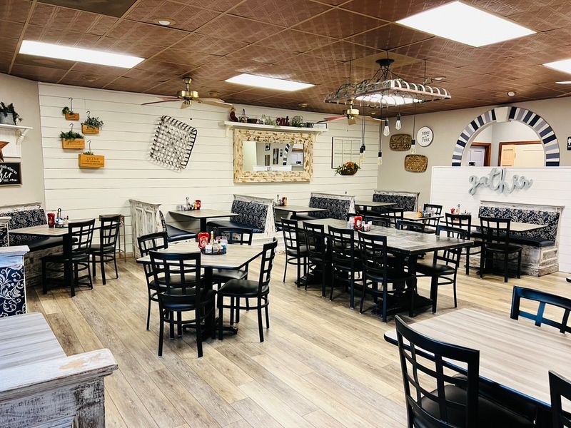 The Rusty Rooster in Lake Ozark Brings Homemade Comfort to Every Bite The Rusty Rooster in Lake Ozark Brings Homemade Comfort to Every Bite