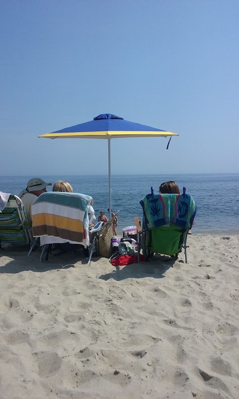 The Sand Kicker With Absolutely No Spatial Awareness