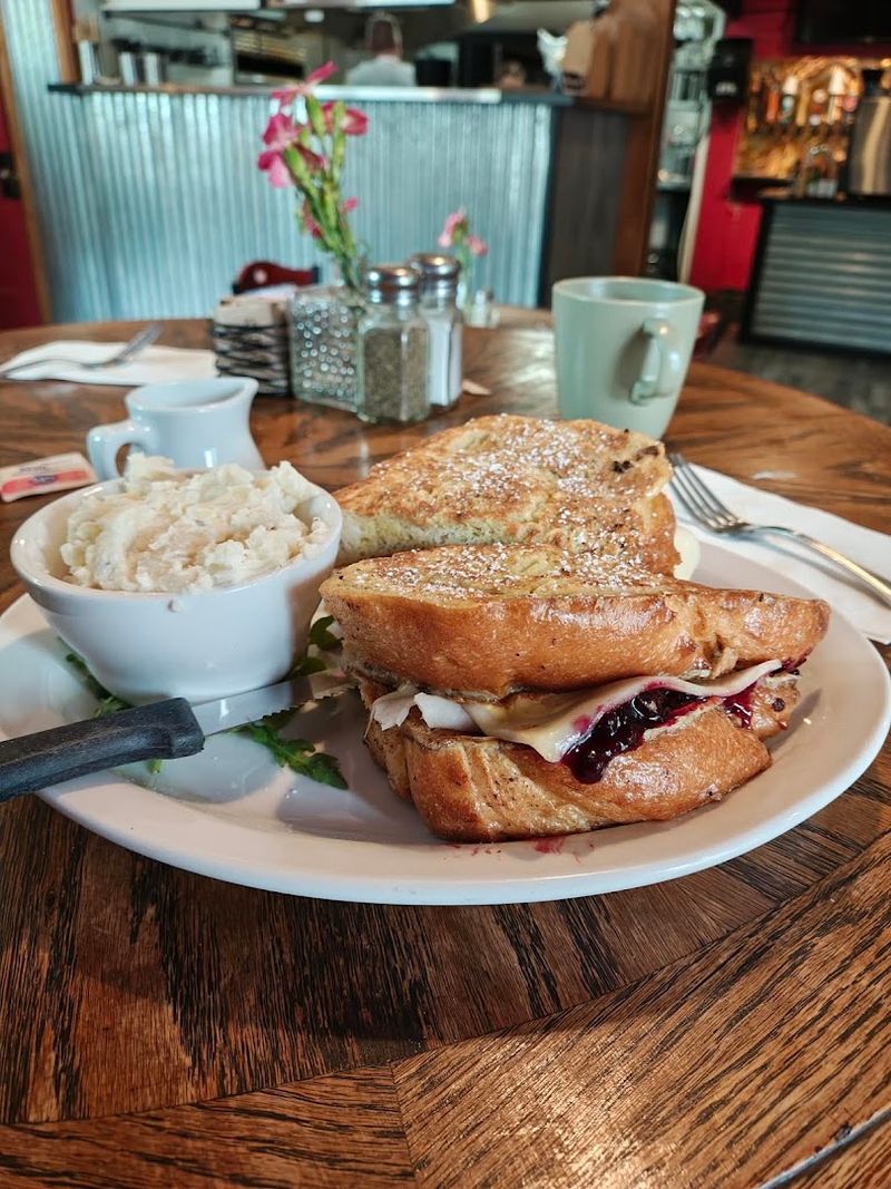 The Sandwiches That Started the Conversation The Sandwiches That Started the Conversation