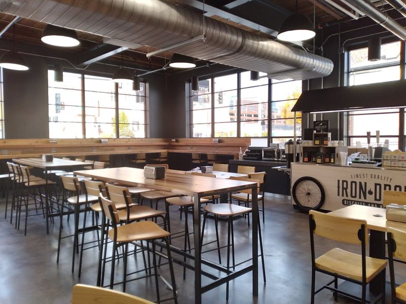 The Seating Makes You Want To Stay The Seating Makes You Want To Stay