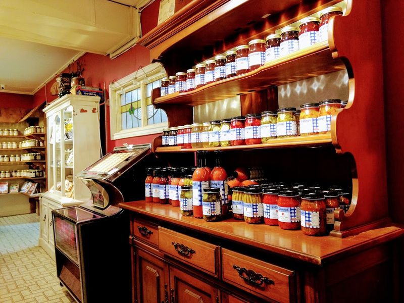 The Smokehouse and Deli Experience