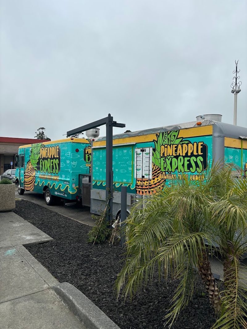 The Story Behind Pineapple Express Hawaiian Plate Lunch The Story Behind Pineapple Express Hawaiian Plate Lunch