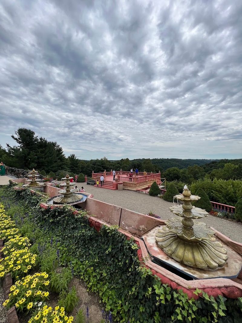 The Sunday Brunch in the Rose Garden