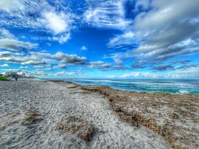The Teal and Turquoise Water That Does Not Belong in Florida
