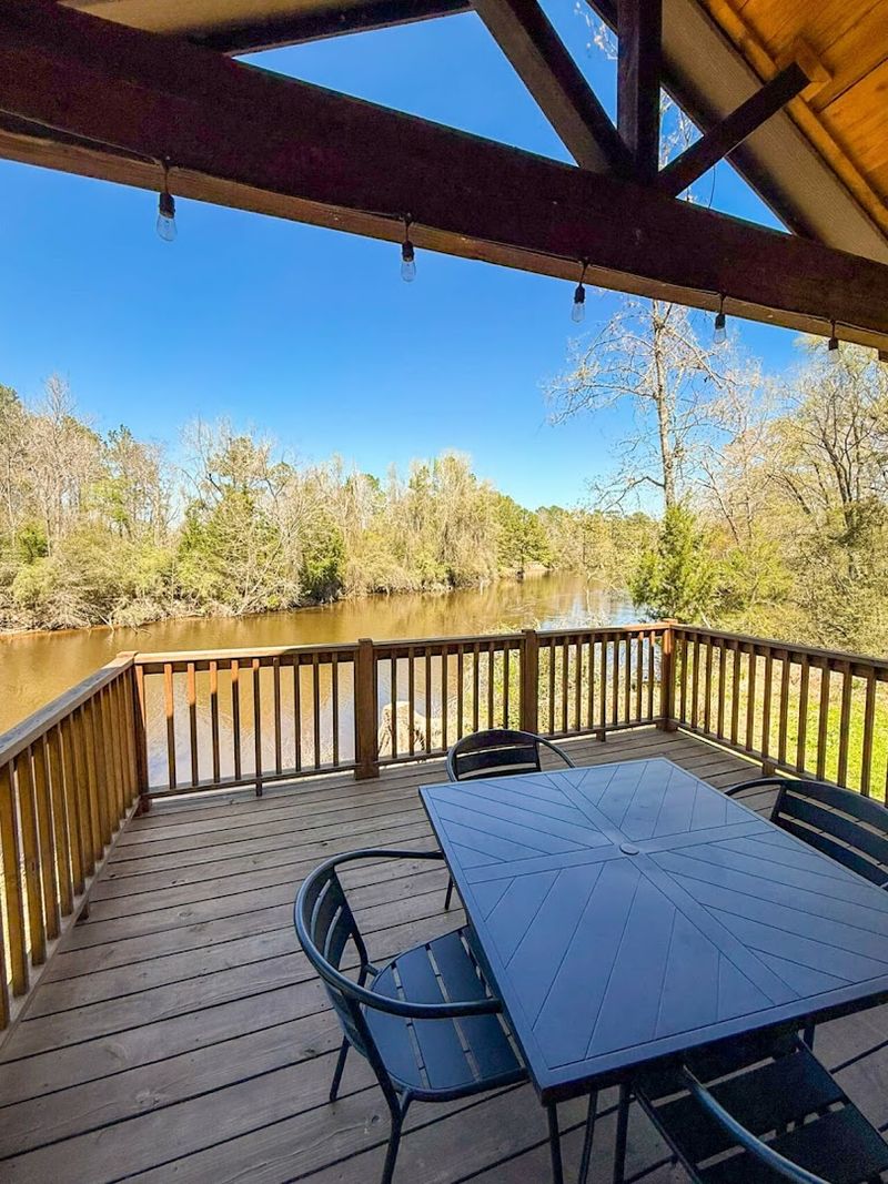 The Thrill of Lake Livingston's Waters
