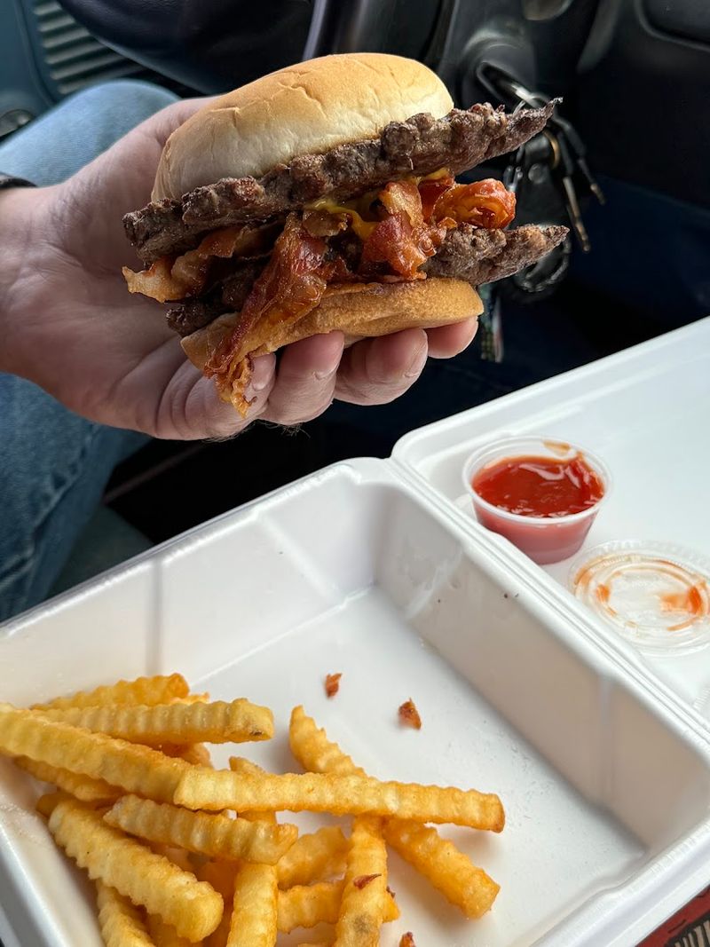 The Ultimate Bacon Cheeseburger That Started It All The Ultimate Bacon Cheeseburger That Started It All