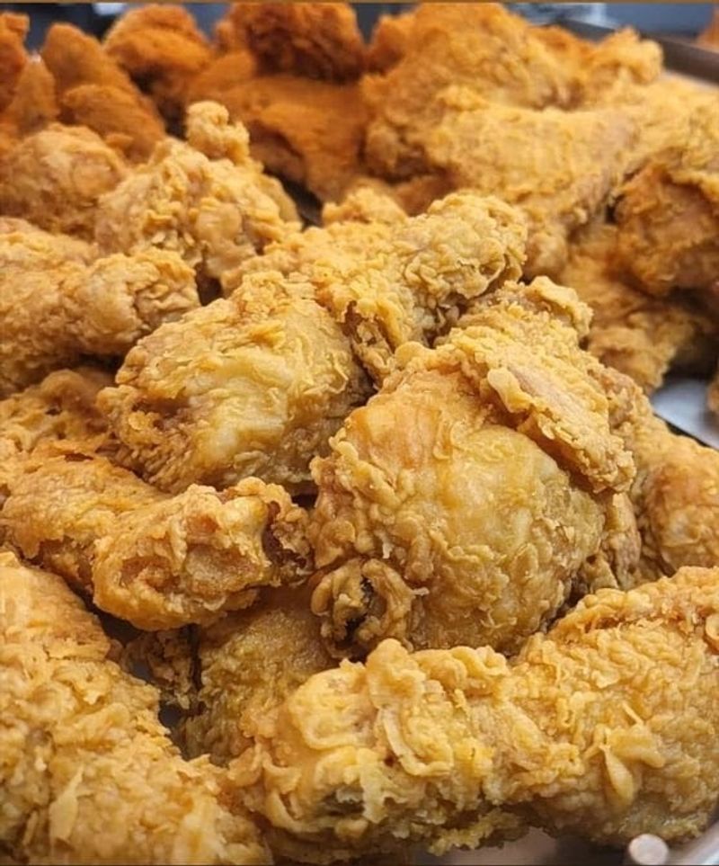 The Undeniable Appeal of Classic Fried Chicken The Undeniable Appeal of Classic Fried Chicken