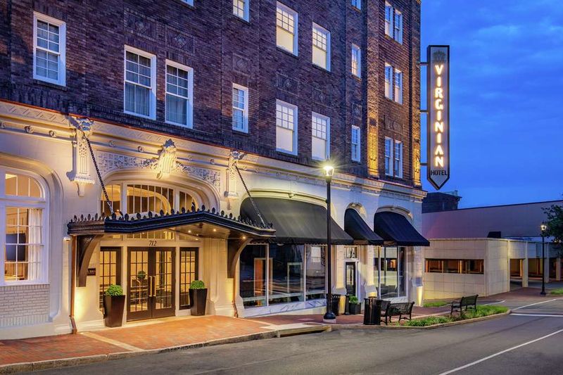 The Virginian Hotel (Lynchburg, VA)