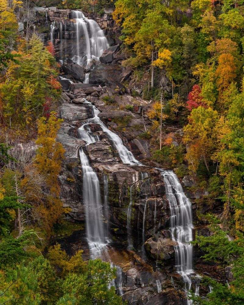 The Waterfall That Holds a Record Worth Seeing The Waterfall That Holds a Record Worth Seeing