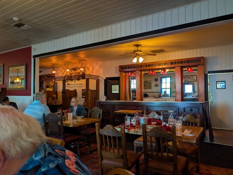 Tips for Timing Your Visit and Getting a Table Tips for Timing Your Visit and Getting a Table
