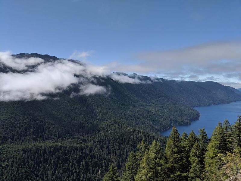 Trails That Show You the Lake From Every Angle