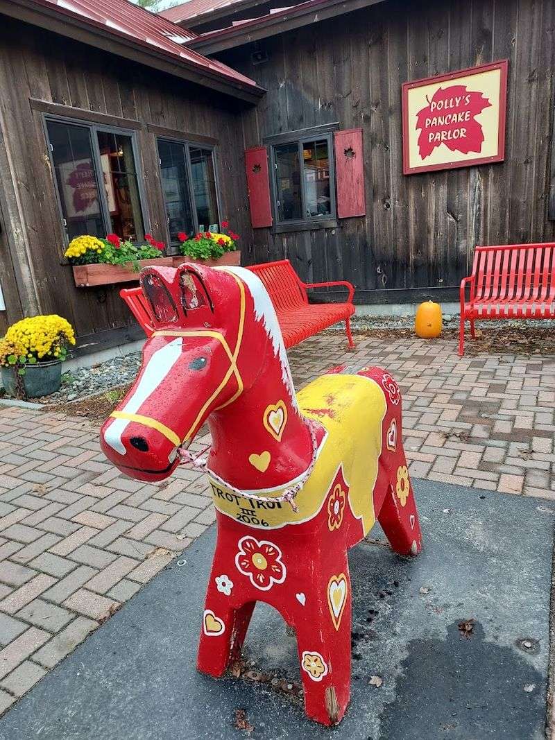 Trot Trot the Wooden Horse and the Charming Gift Shop