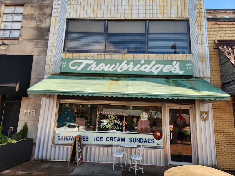 Trowbridge's