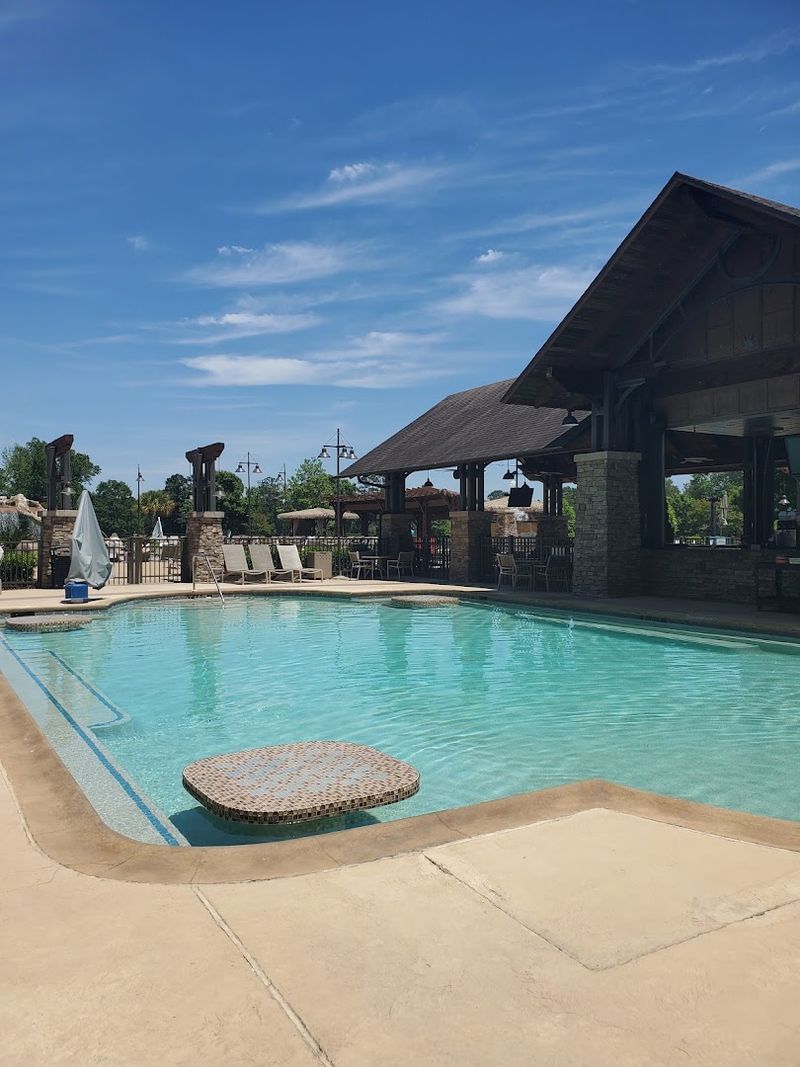 Try The Adults-Only Pool Before Crowds Arrive