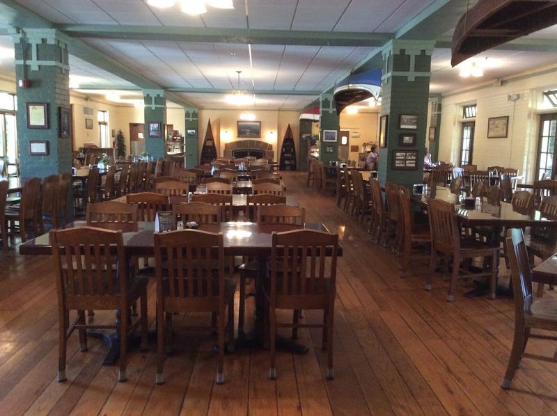 Try the Bountiful Sunday Brunch Buffet