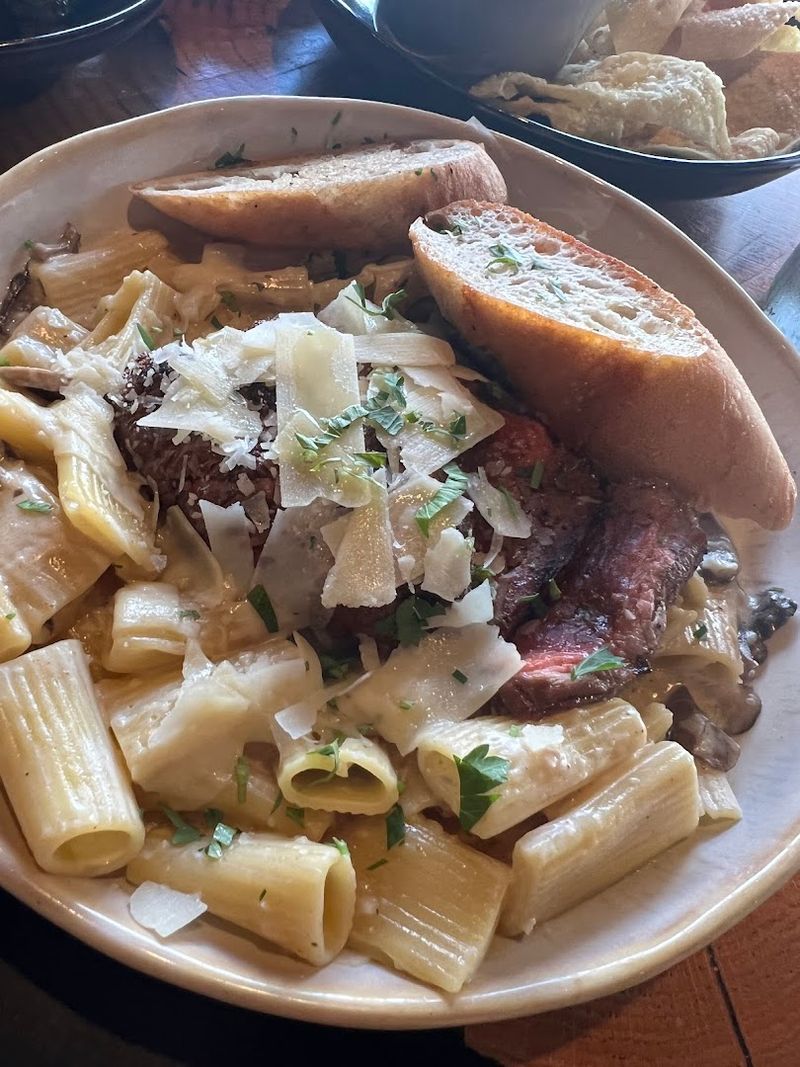 Try the Pepper-Crusted Steak Rigatoni Tonight Try the Pepper-Crusted Steak Rigatoni Tonight