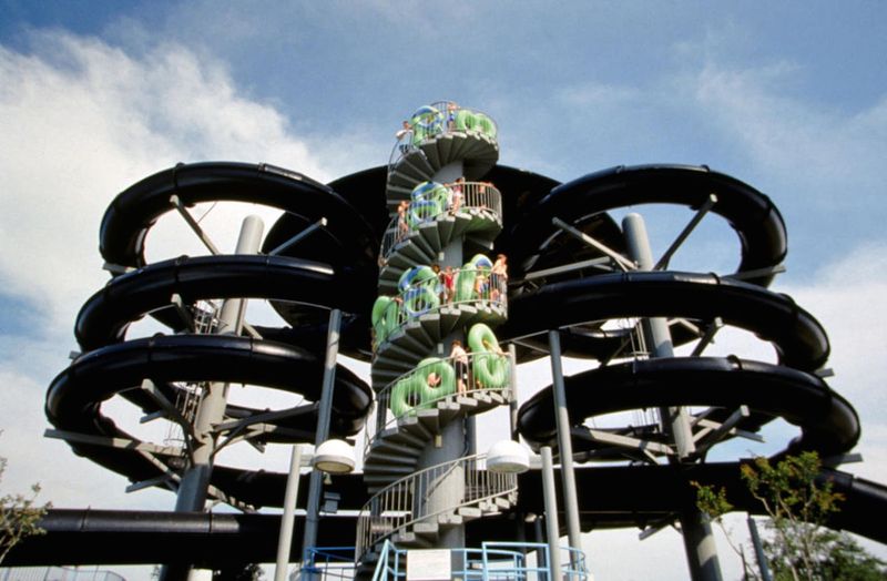Tube and Funnel Rides That Defy Expectations Tube and Funnel Rides That Defy Expectations