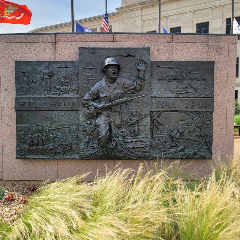 Veterans Memorial On Main Street Veterans Memorial On Main Street