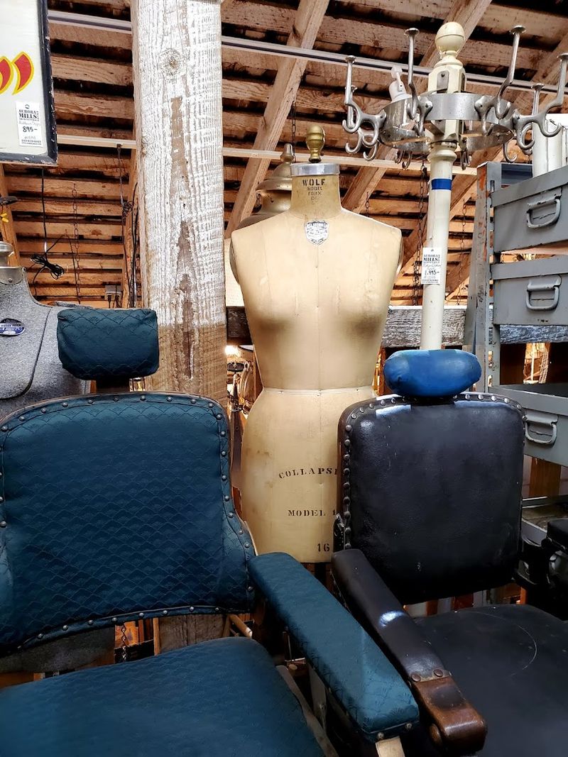 Vintage Mannequins and Curiosities That Stop You Mid-Step