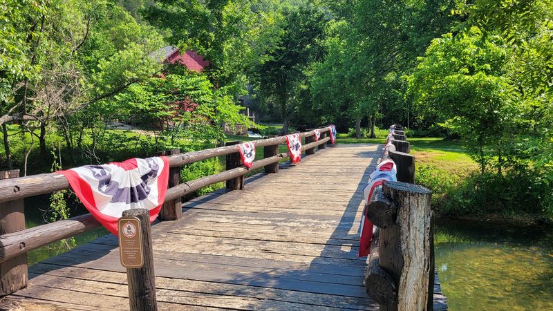 Walking Trails That Keep It Simple Walking Trails That Keep It Simple